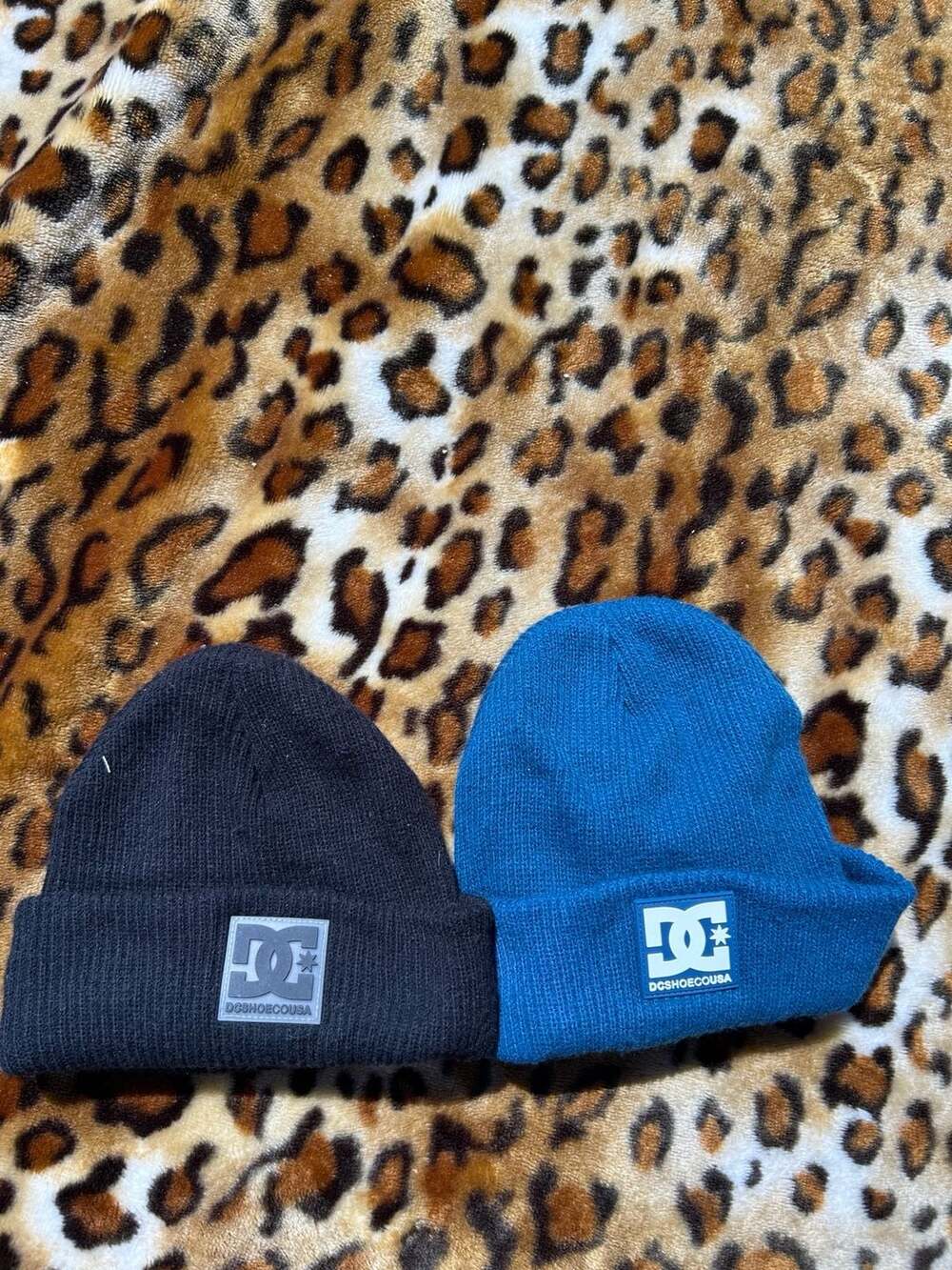 DC Shoes USA Skate Skater Snowboard Y2K Beanie Bundle Black/Blue